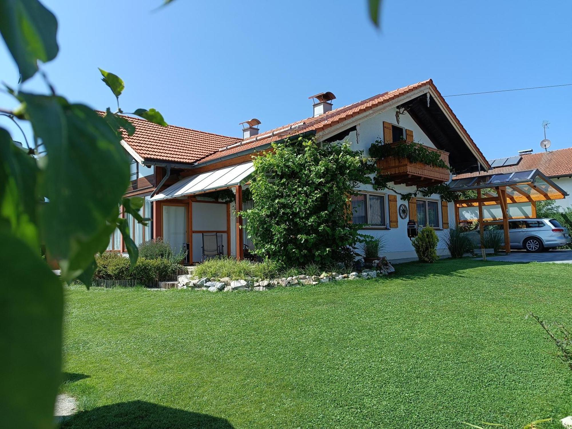Haus Kali Apartment Teisendorf Exterior photo